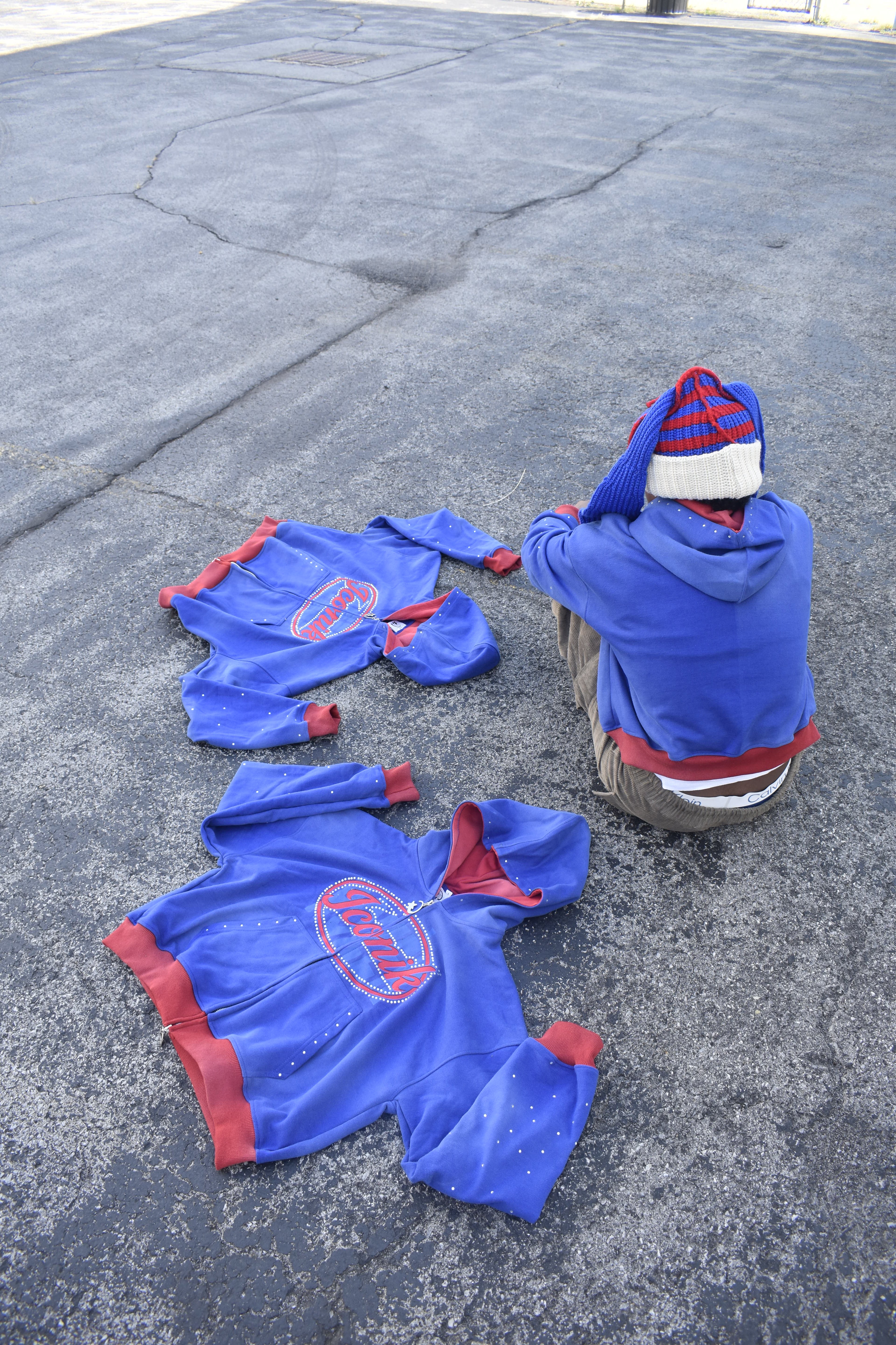 Iconik Rozer x Bills